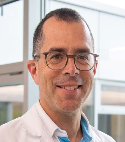 Competence Dr. med.  Chris  Heimgartner