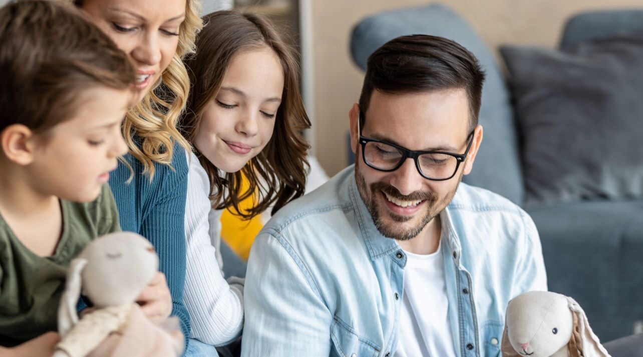 Neues stationäres Angebot am UPZ für Kinder mit Eltern Canva